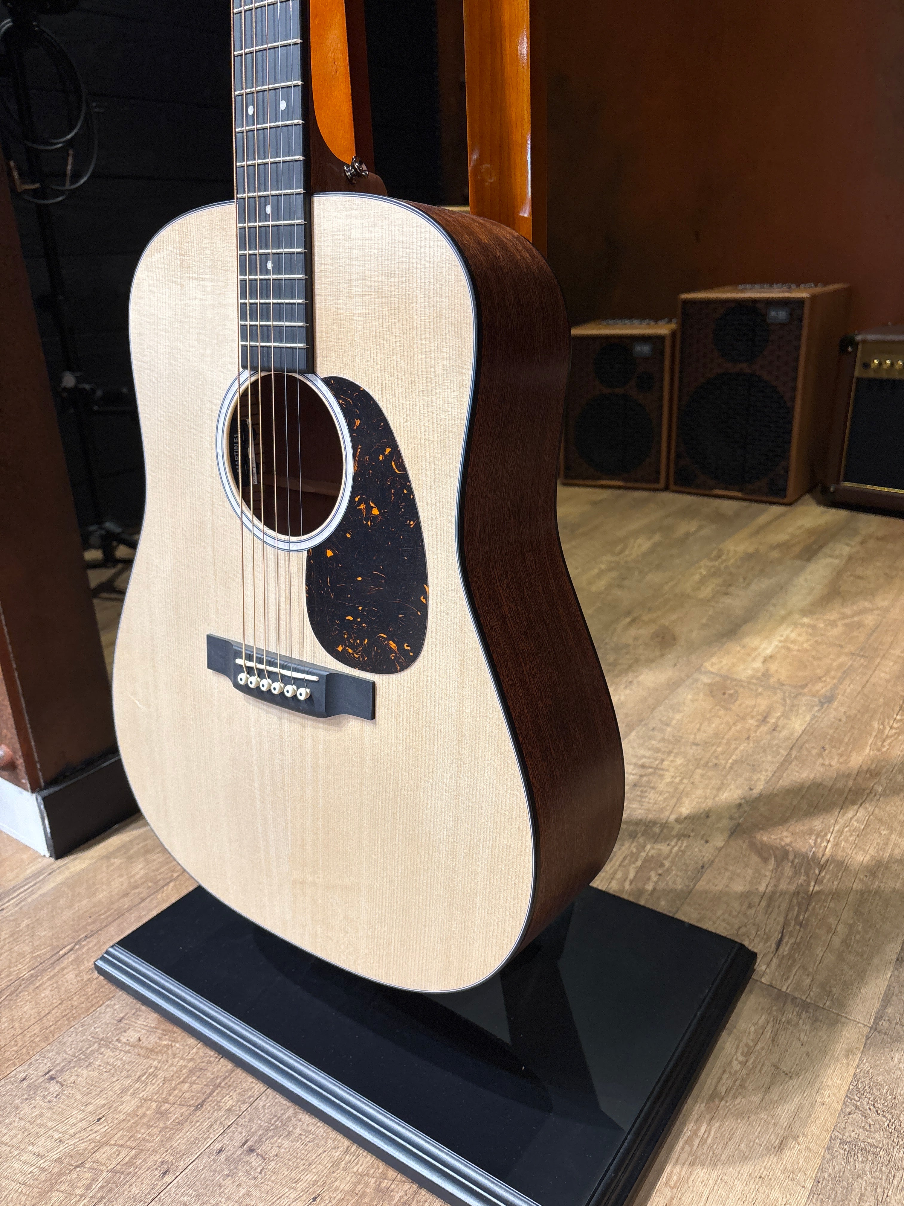 Martin D10E