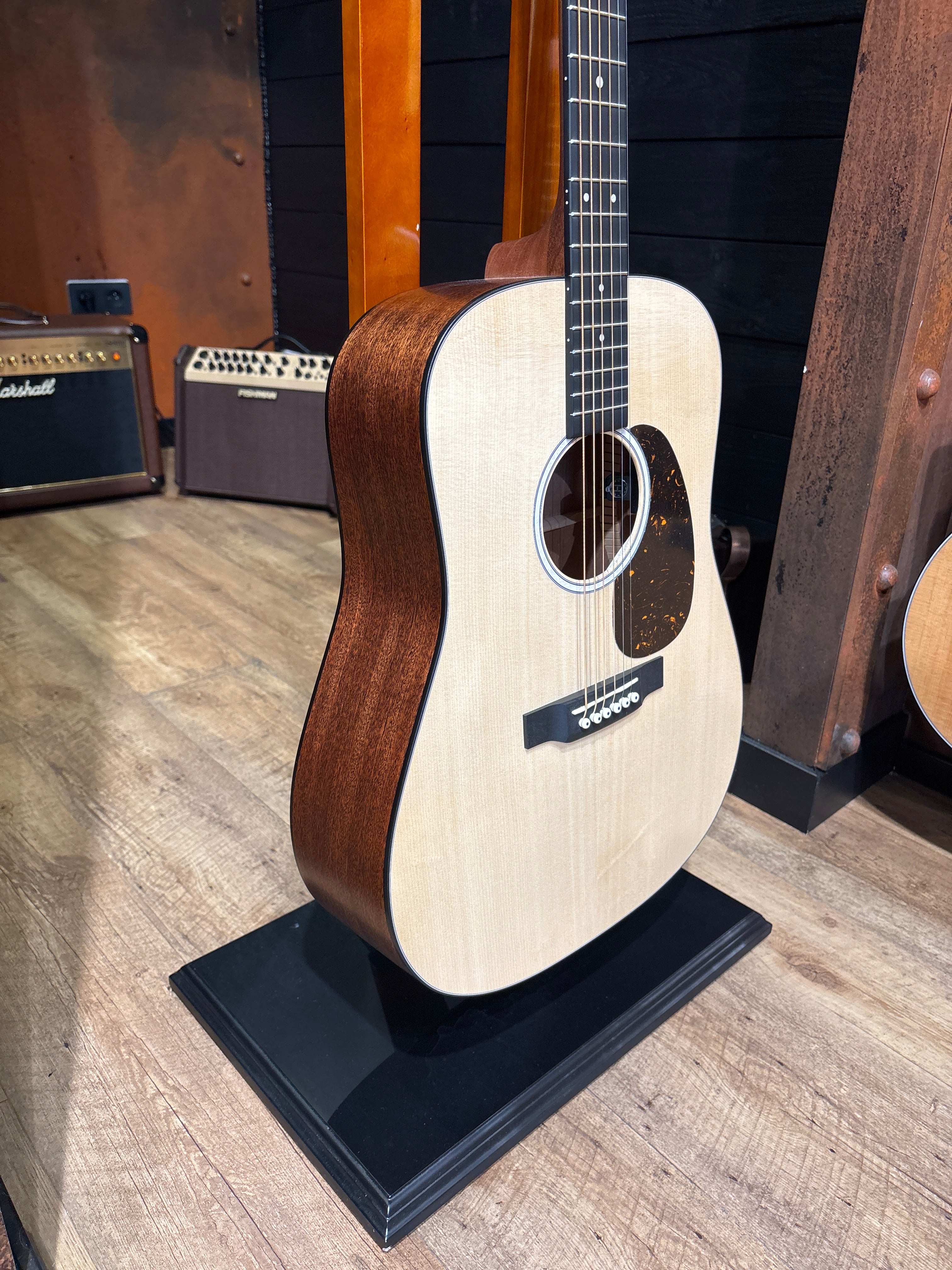 Martin D10E