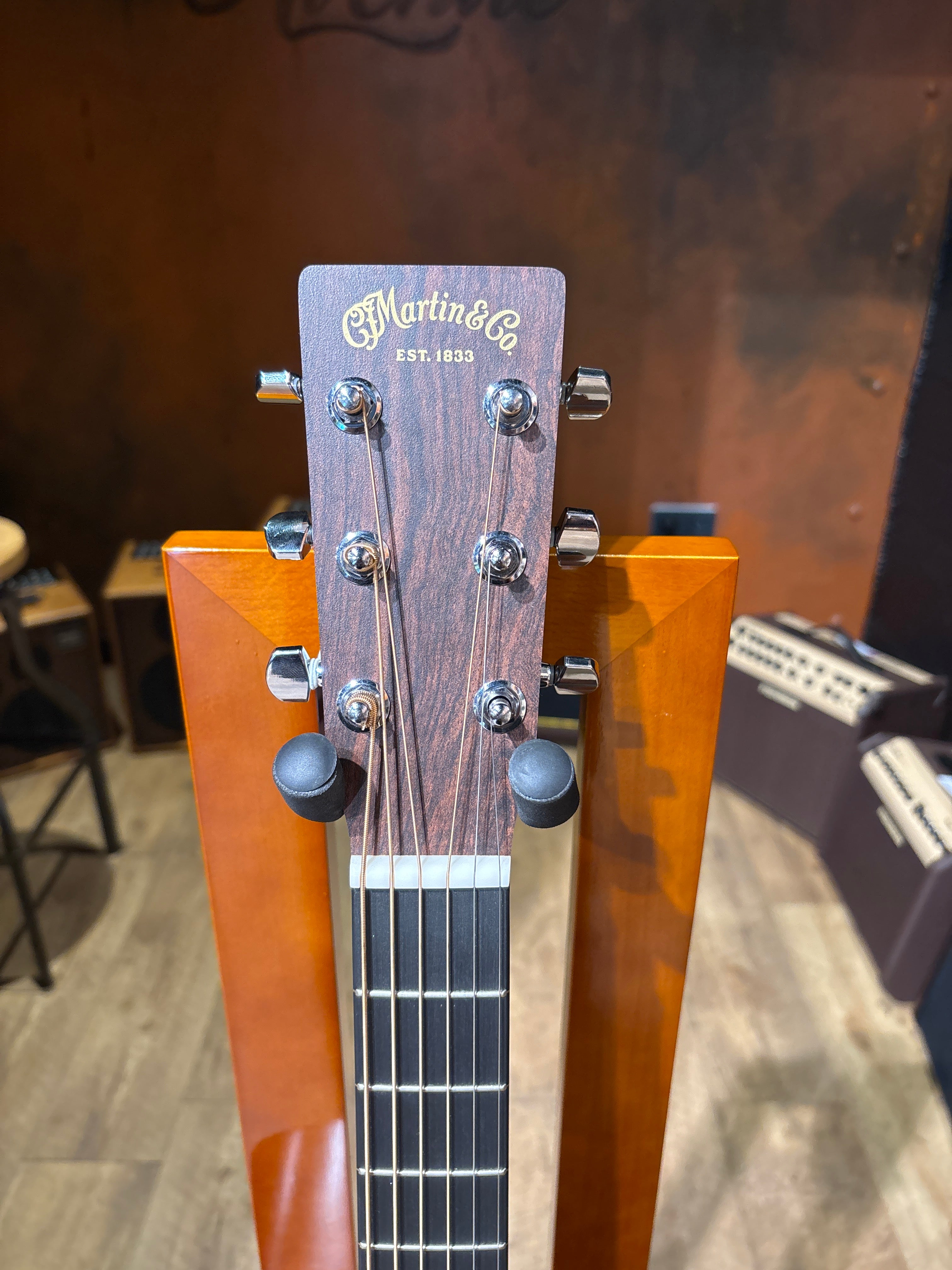 Martin D10E