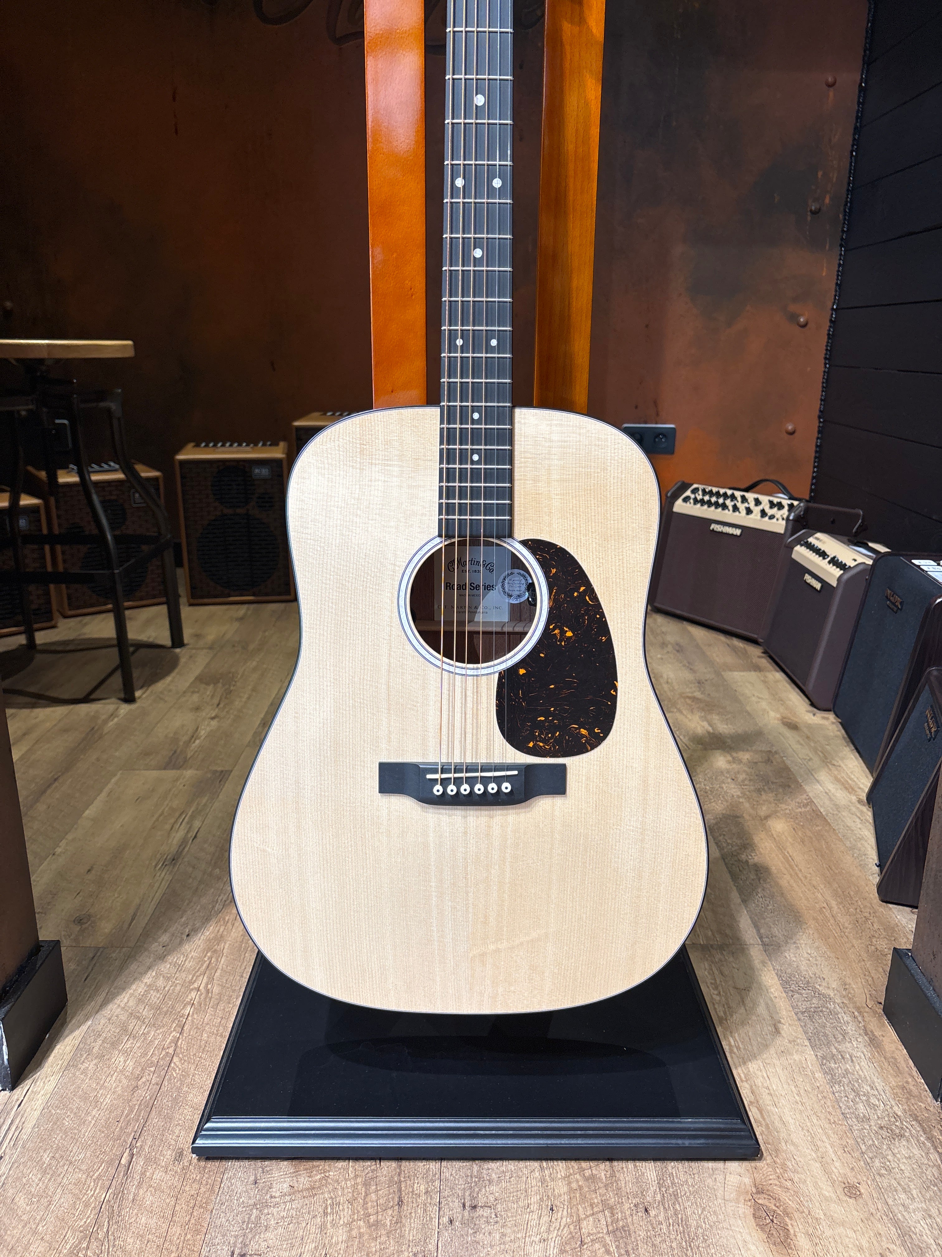 Martin D10E