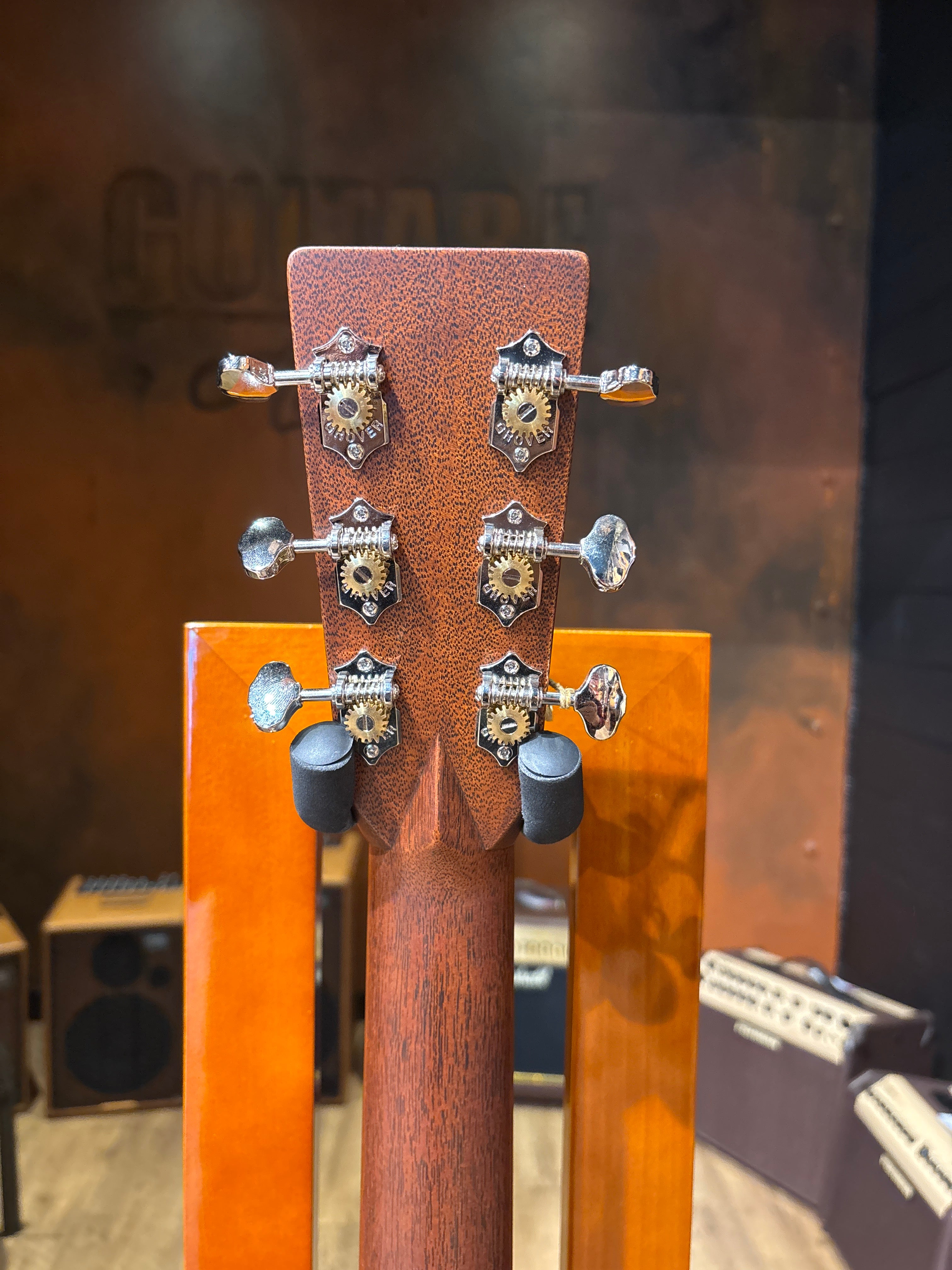 Martin OM28