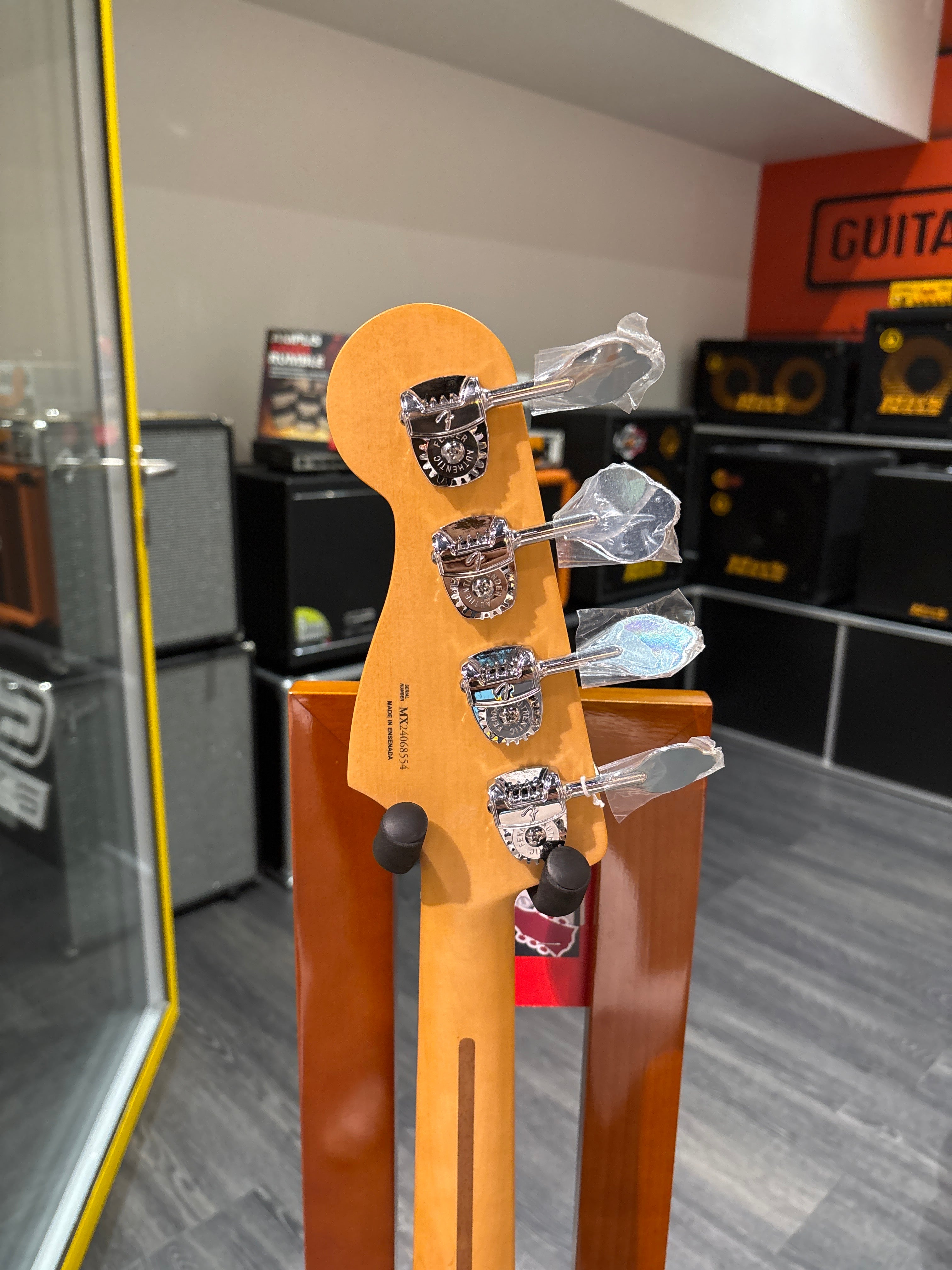 Fender Mark Hoppus Jaguar Bass