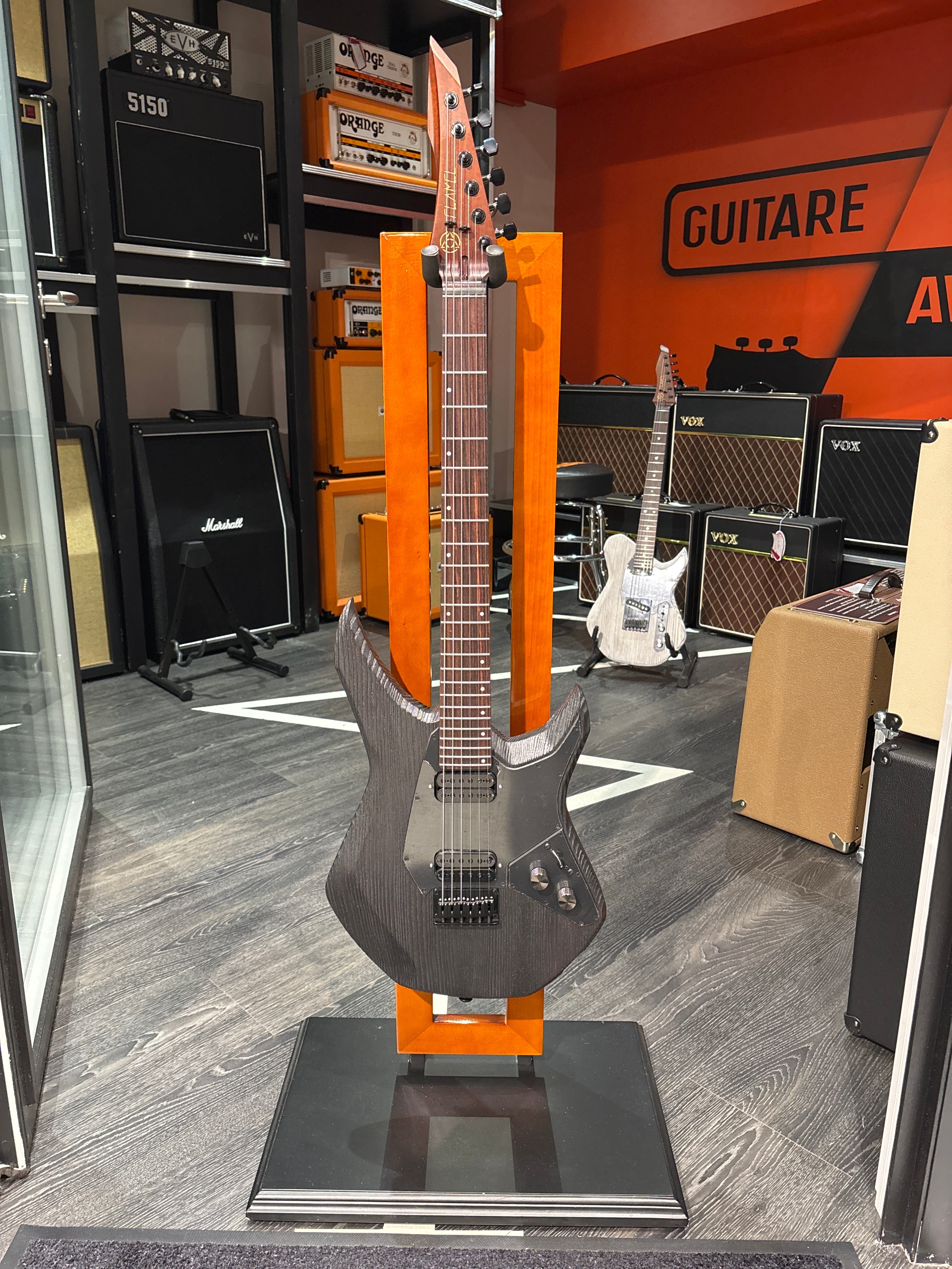 Flamel Guitars Arsenic standard