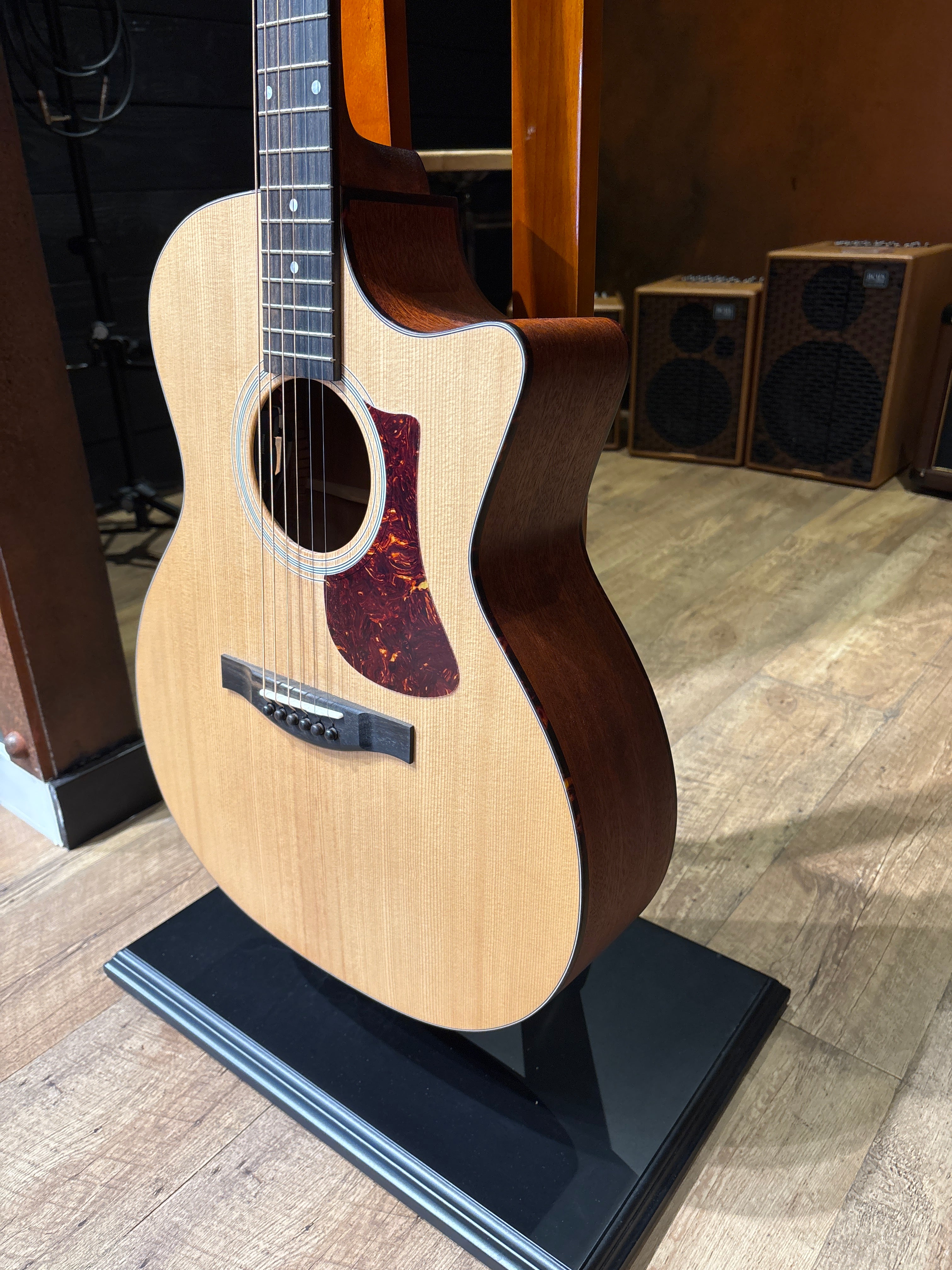 Eastman AC122 1CE