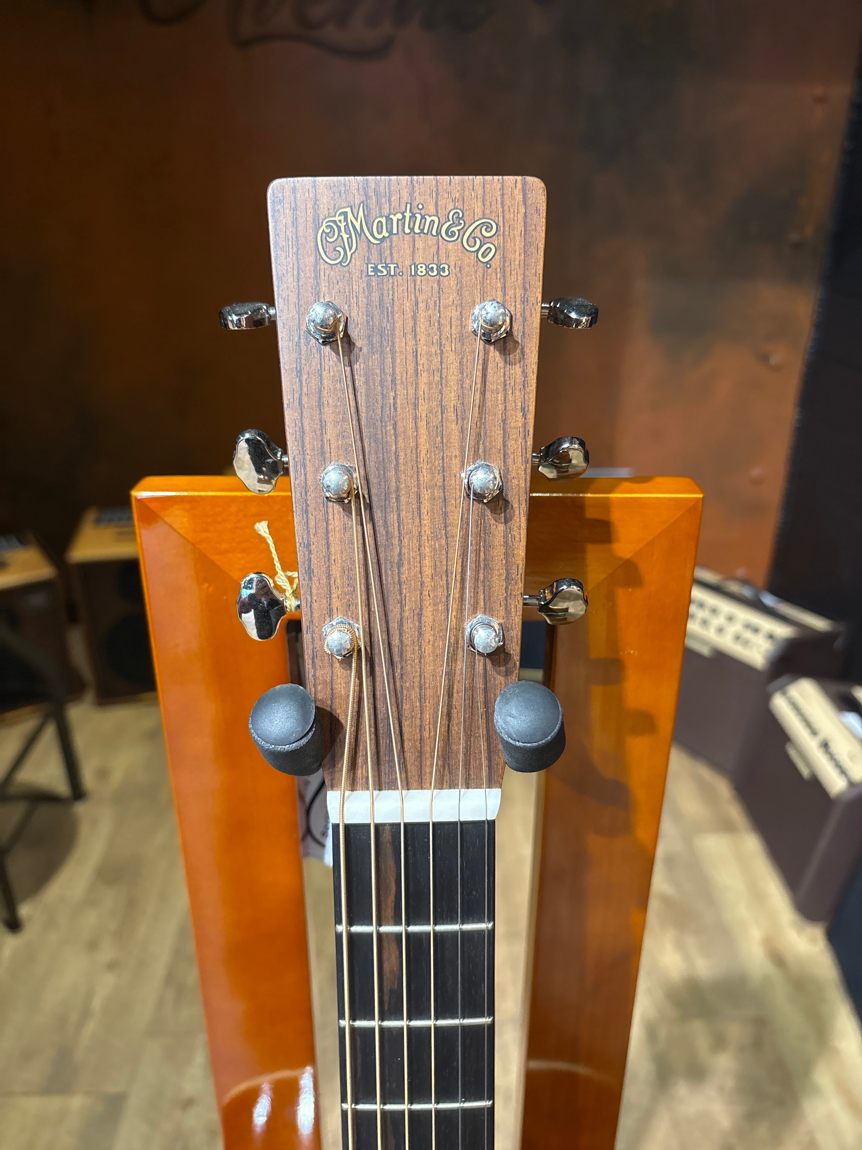Martin OM28