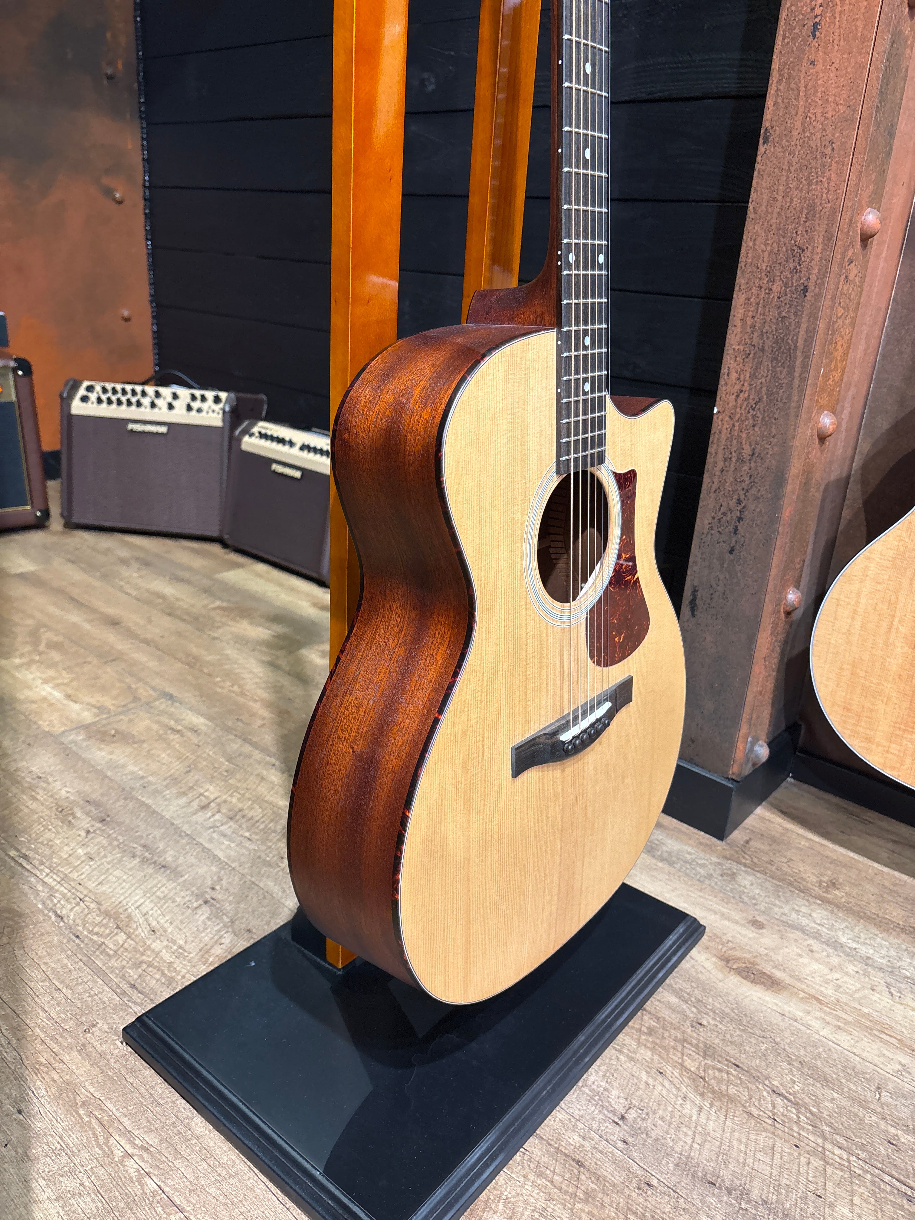Eastman AC122 1CE