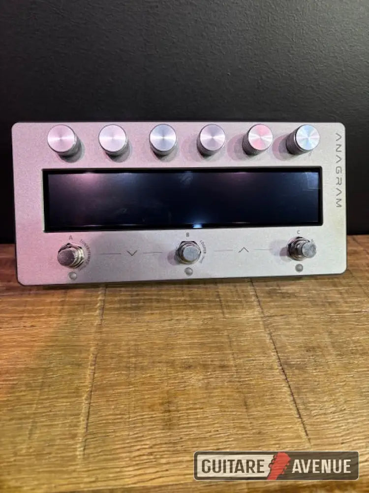 Darkglass Anagram Effet