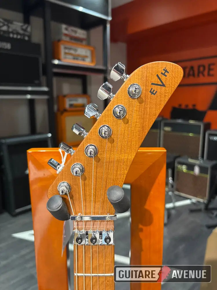 EVH 5150 Deluxe QM Baked Maple Pacific Drift - Guitare électrique