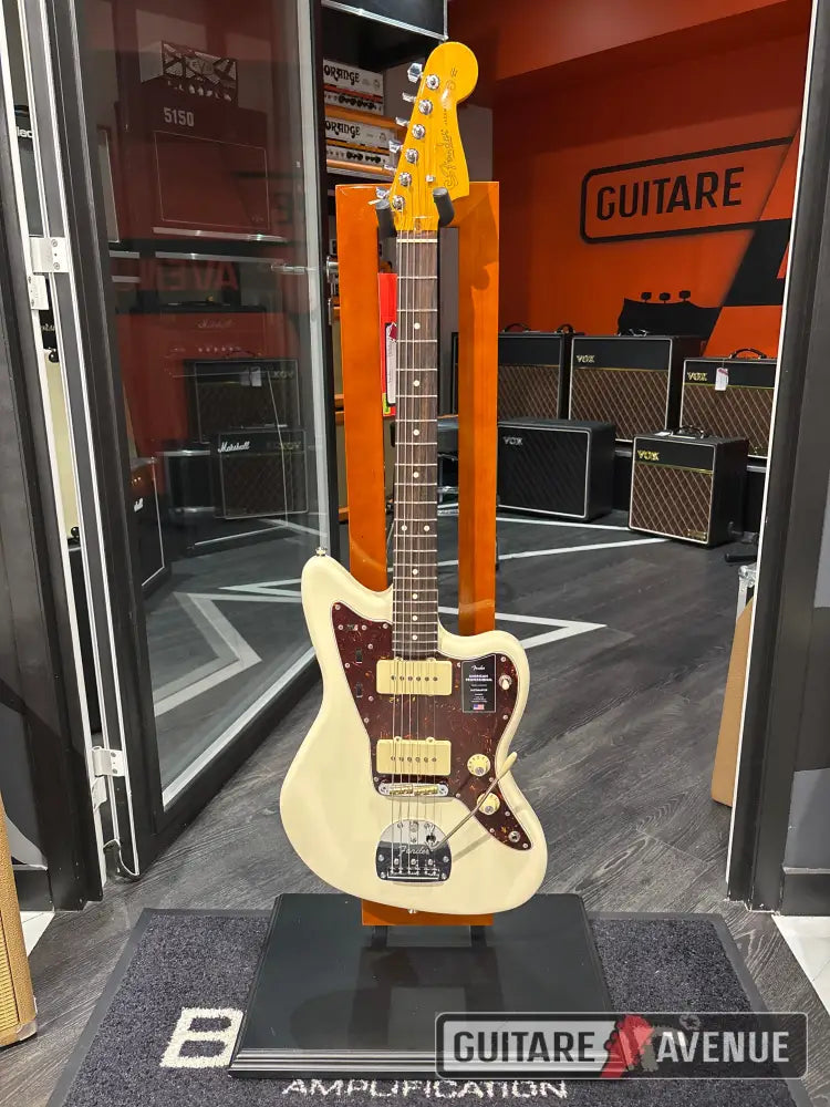 Fender American Professionnal Jazzmaster RW Olympic white - Guitare électrique