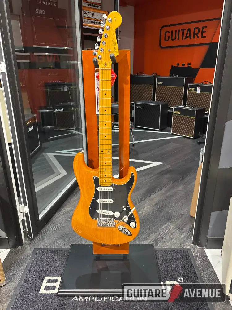 Fender American Professionnal Stratocaster MN Natural - Guitare électrique