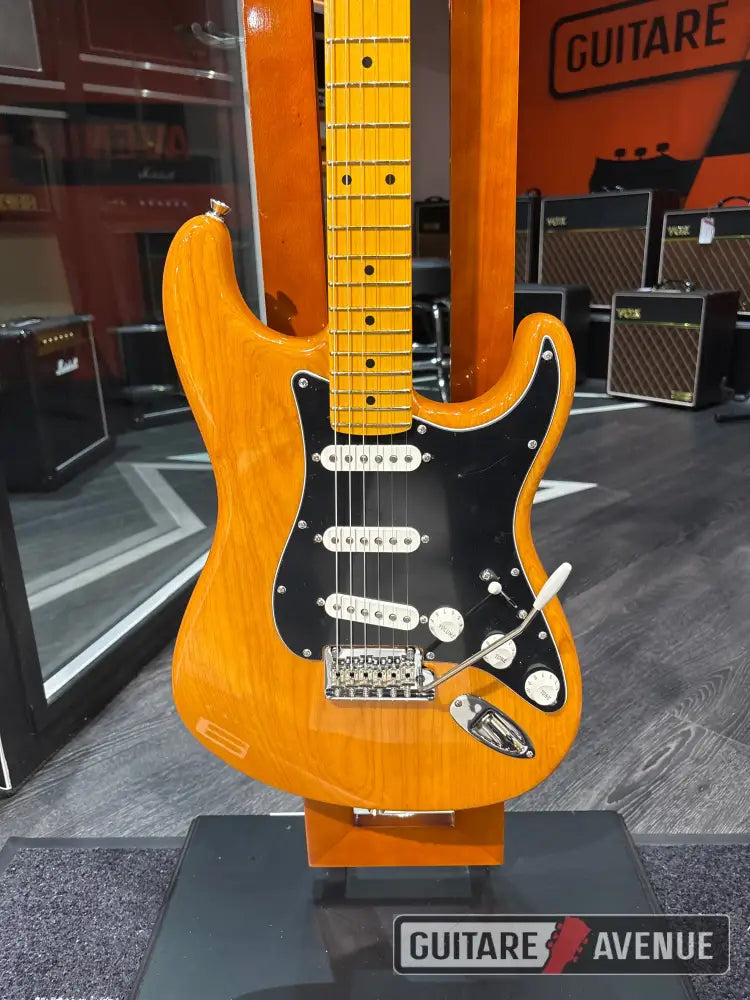 Fender American Professionnal Stratocaster MN Natural - Guitare électrique