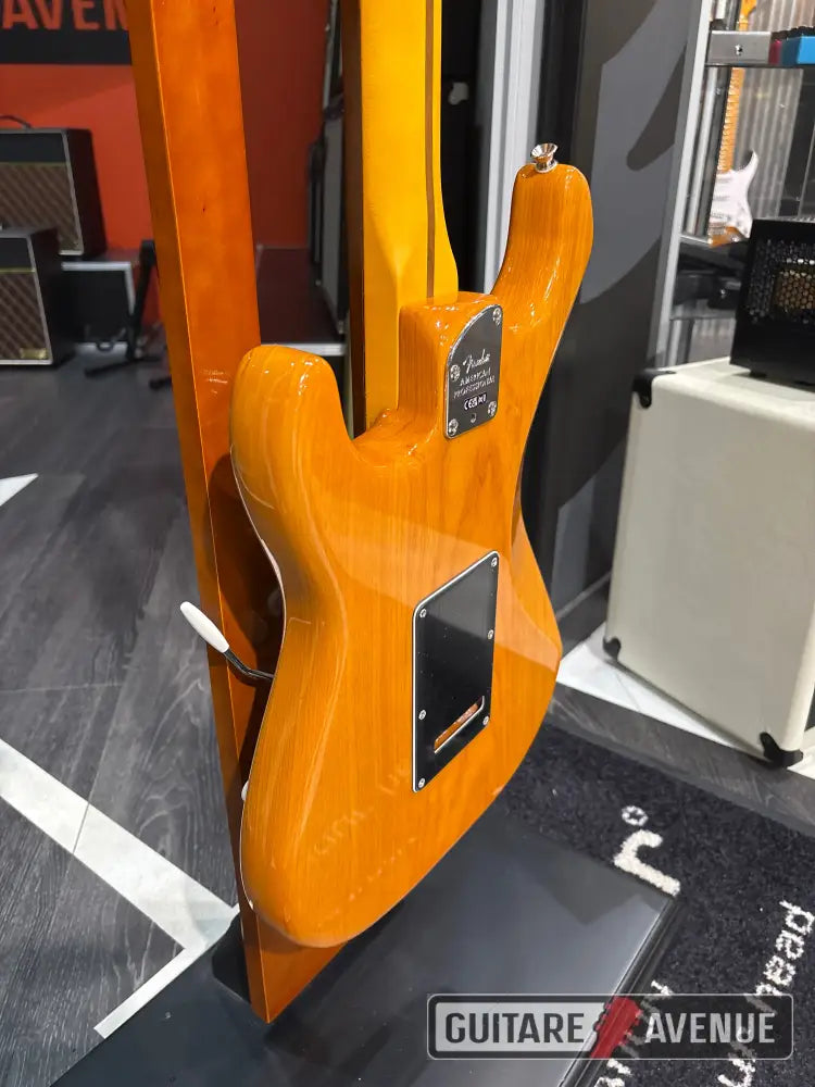 Fender American Professionnal Stratocaster MN Natural - Guitare électrique