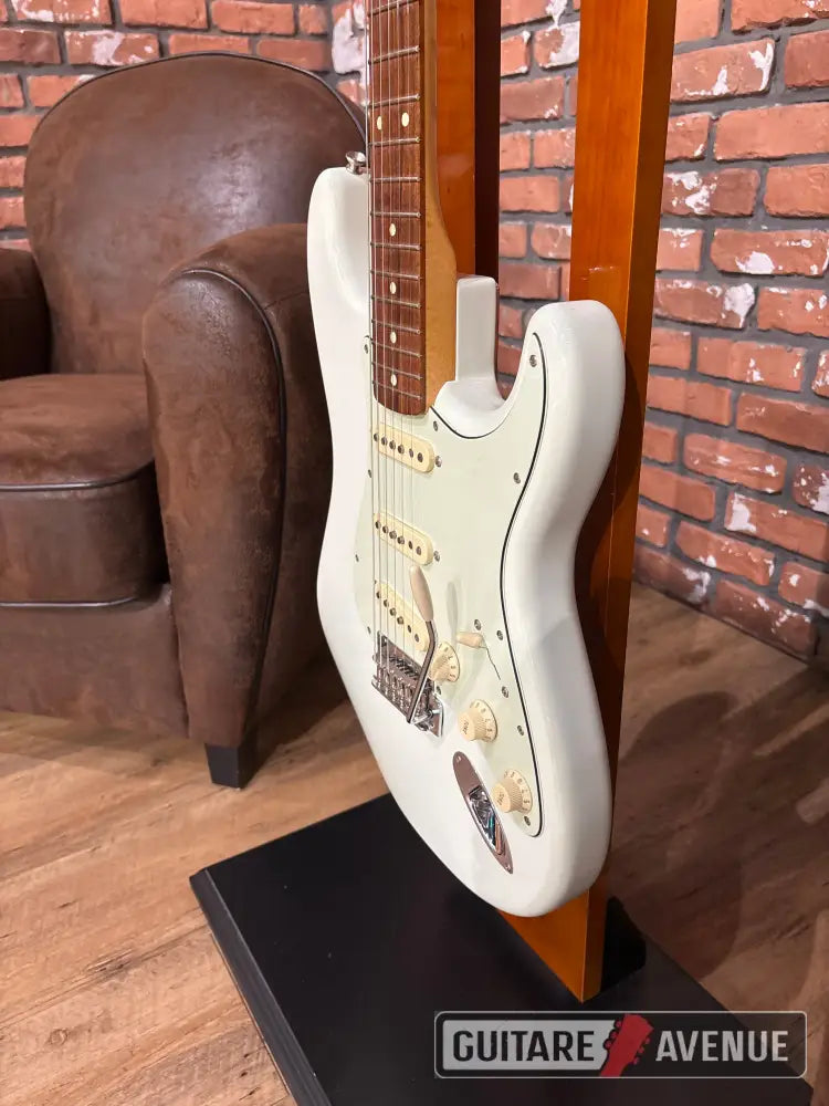 Fender Classic Player Stratocaster - Occasion Guitare électrique