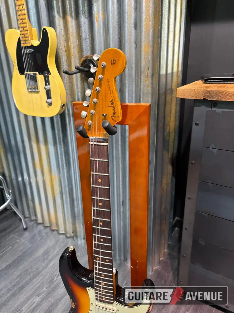 Fender Custom Shop 61 Stratocaster Heavy Relic Sfa3Tsb