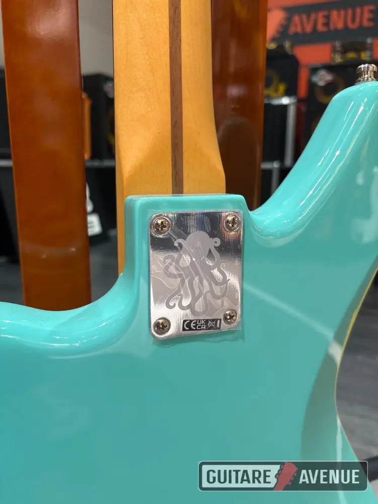 Fender Mark Hoppus Jaguar Bass Basses