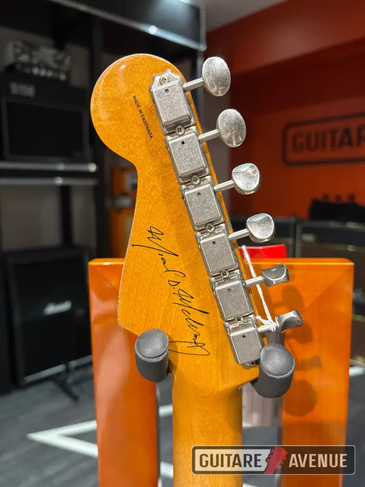 Fender Stratocaster® Mike McCready signature Guitare électrique