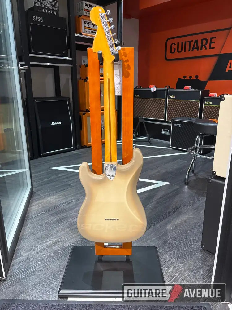 Fender Vintera II Stratocaster Antigua 70e anniversaire - Guitare électrique