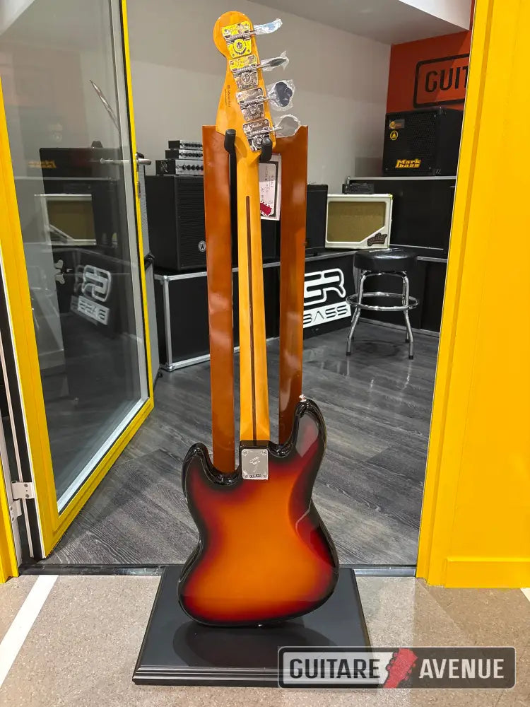 Fender vintera III Early 70’s Jazz Bass - Basses
