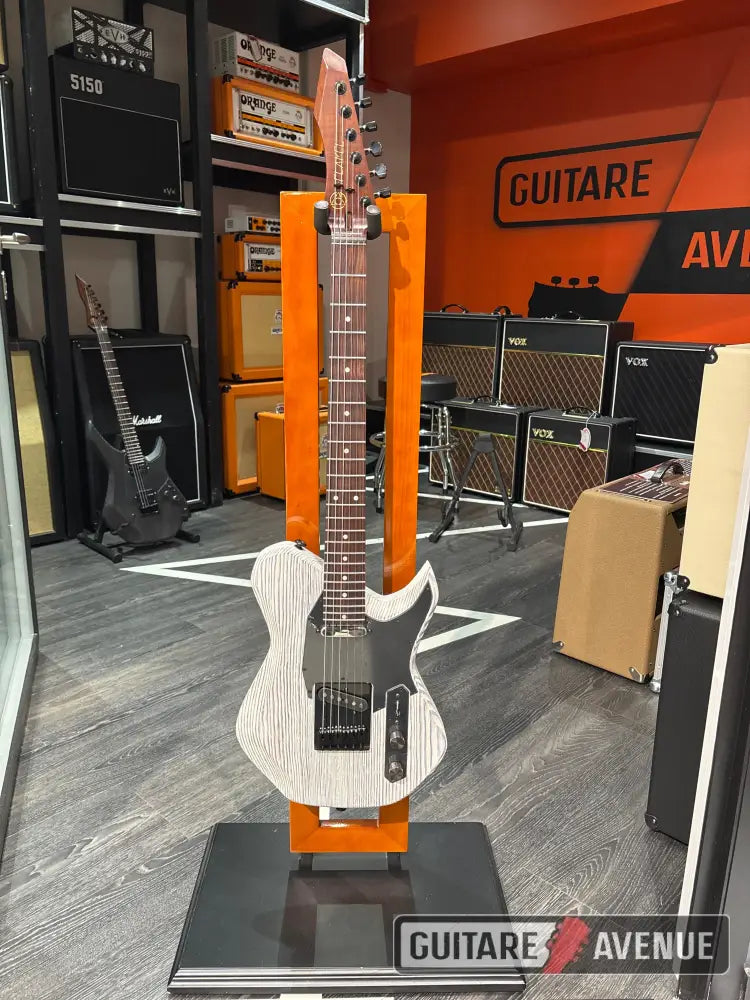 Flamel Guitars Cyanure Standard - Guitare électrique