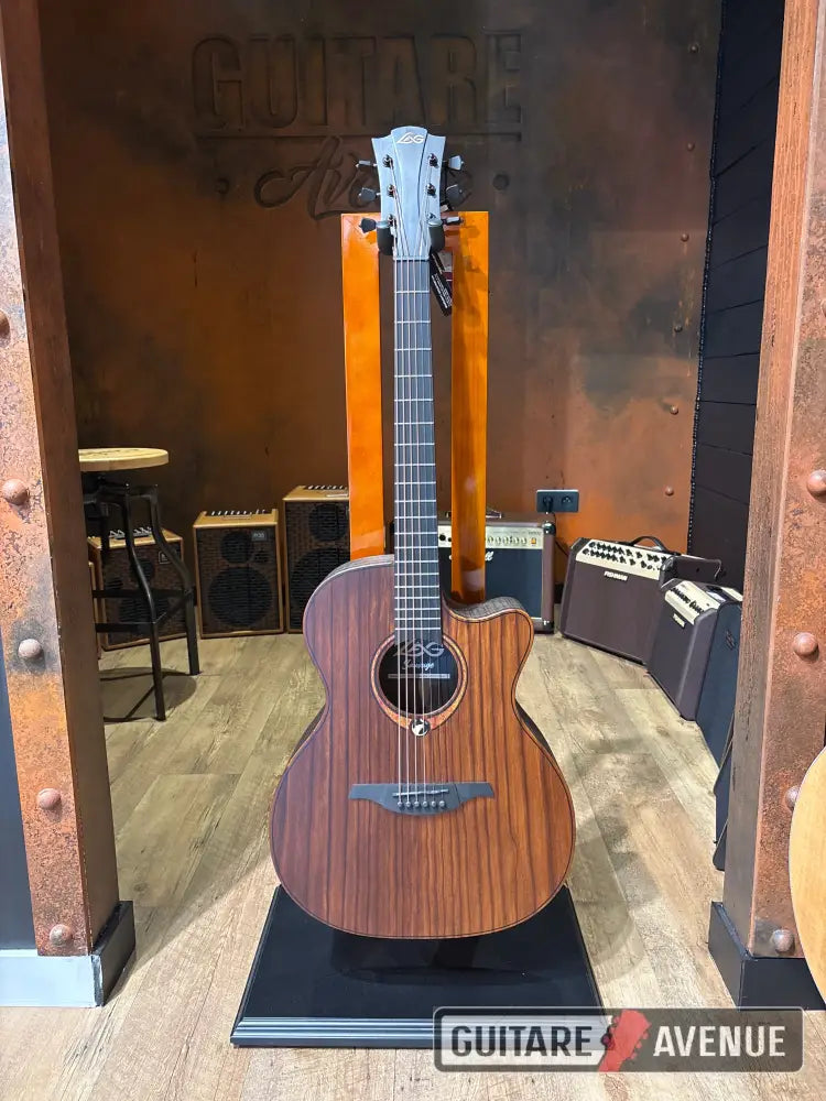 Lag Sauvage ACE Guitare acoustique