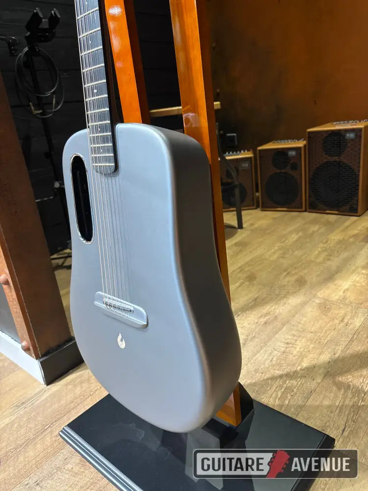 Lava me 4 Guitare électro-acoustique