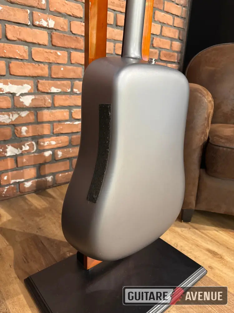 Lava Me III - Occasion Guitare acoustique d’occasion