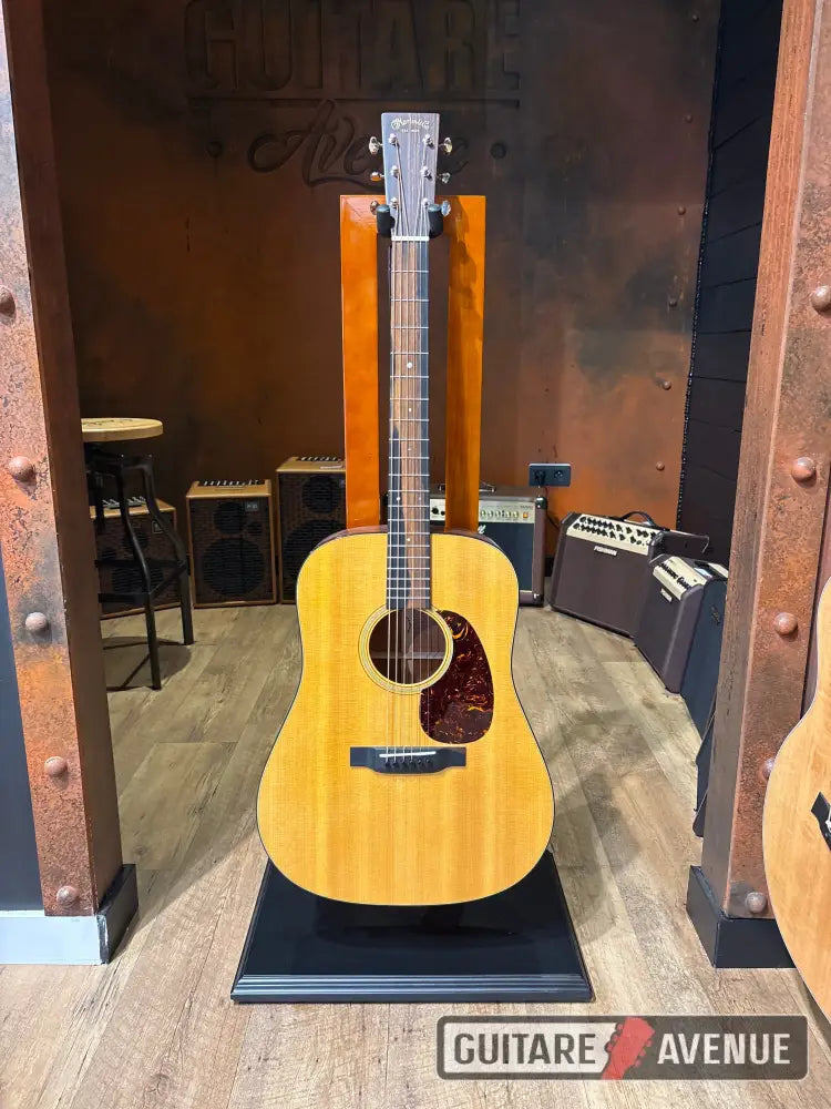 Martin D18 Guitare acoustique