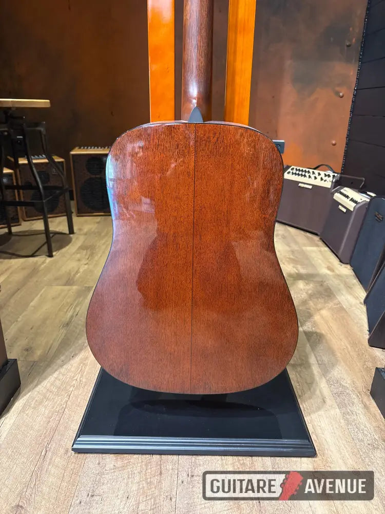 Martin D18 Guitare acoustique
