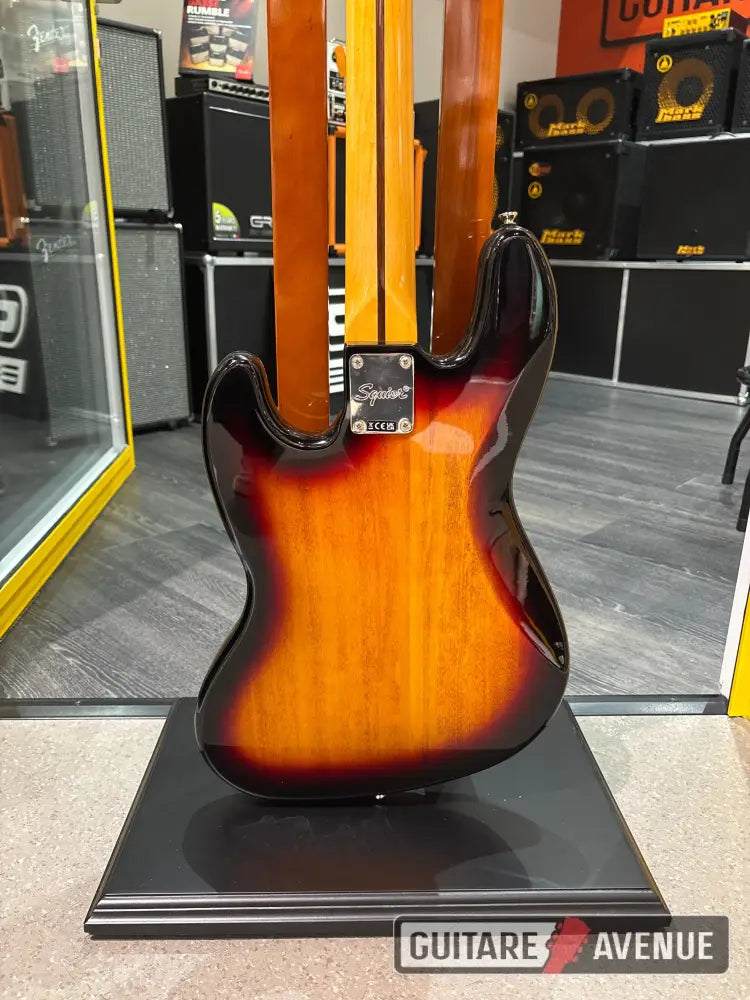Squier Classic vive 60’s Jazz Bass fretless Basses