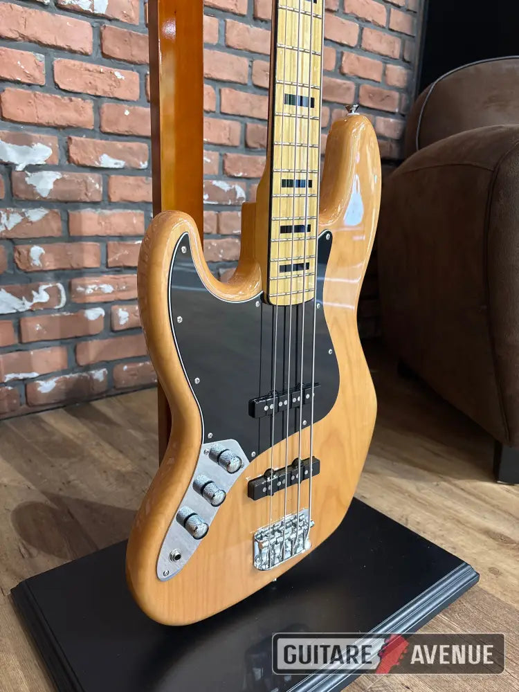 Squier vintage modified 70’s Jazz Bass nat LH - occasion Basses