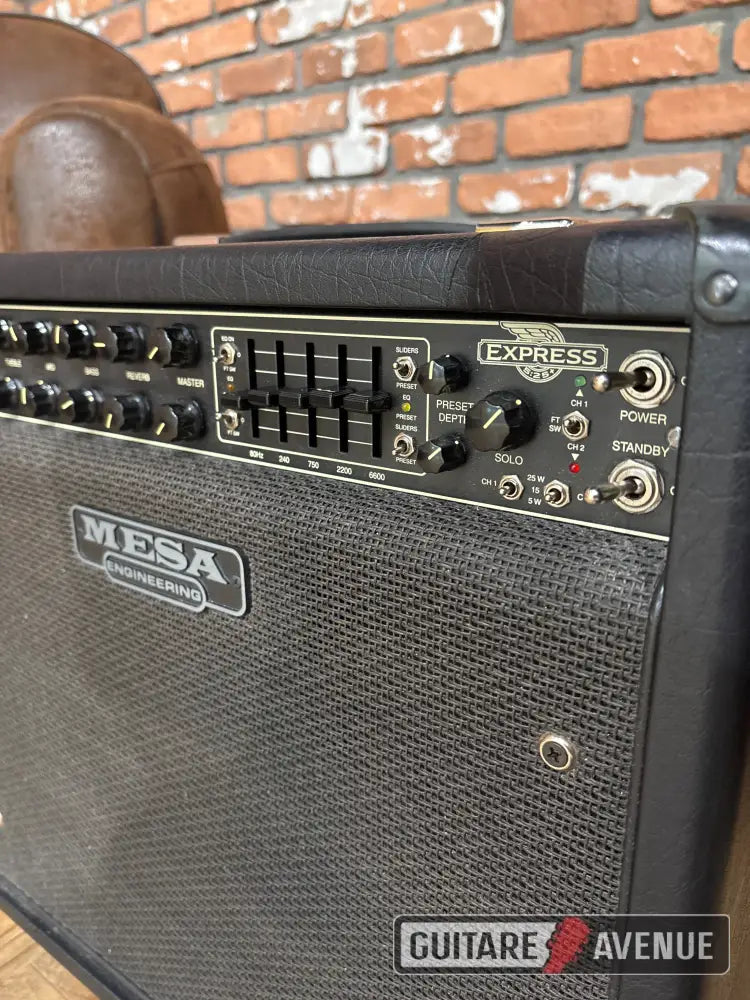 Mesa Boogie 5/25 express + Flycase - Occasion Ampli