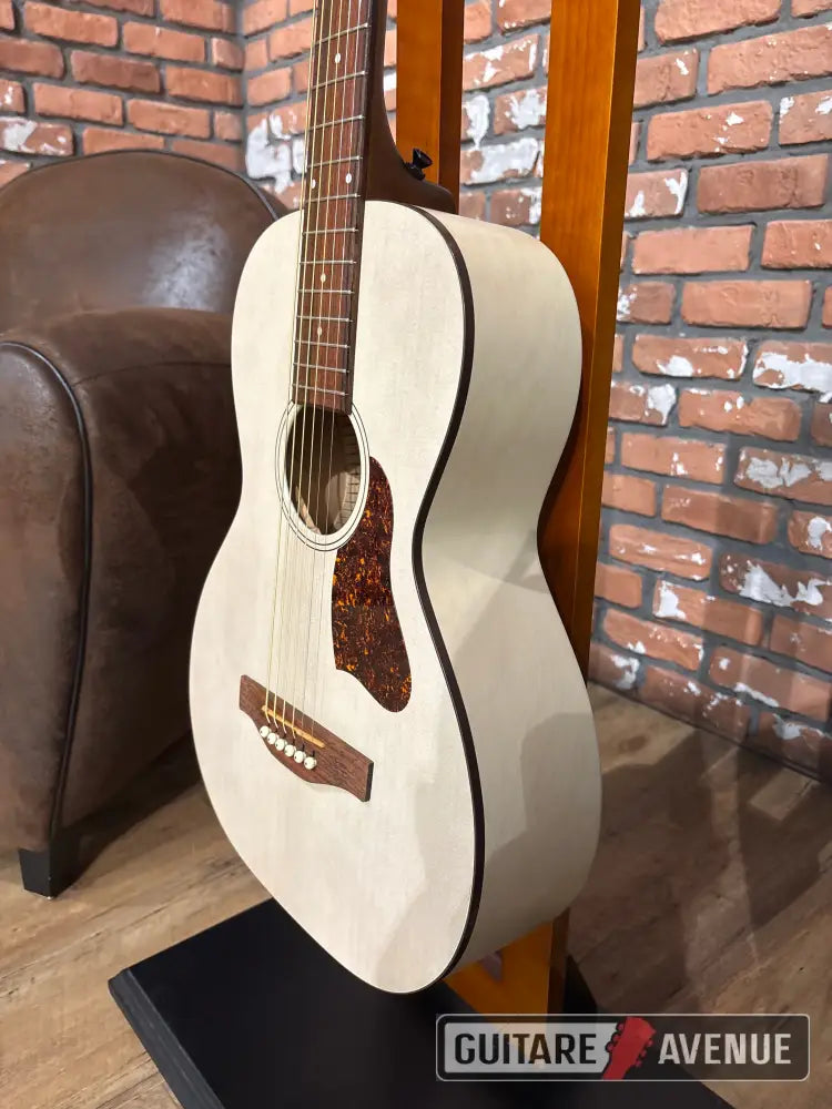 Art & Lutherie Roadhouse faded cream - occasion Guitare acoustique d’occasion