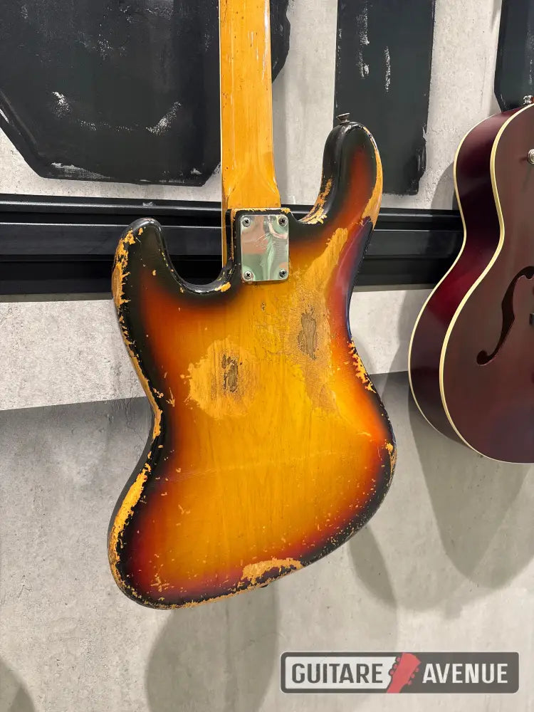 Fender American Jazz Bass 1968 3Ts - Occasion Basses