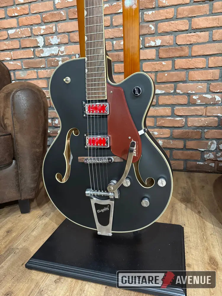 Gretsch G5410T Mat Black Avec Son Étui Rigide - Occasion Guitare Électrique