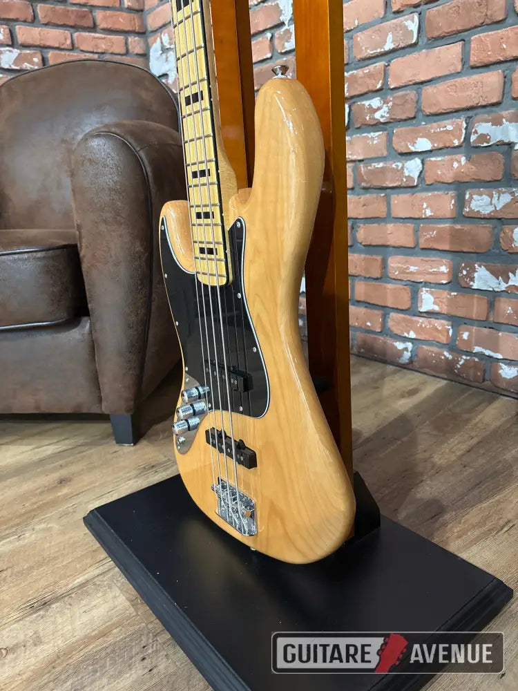 Squier vintage modified 70’s Jazz Bass nat LH - occasion Basses