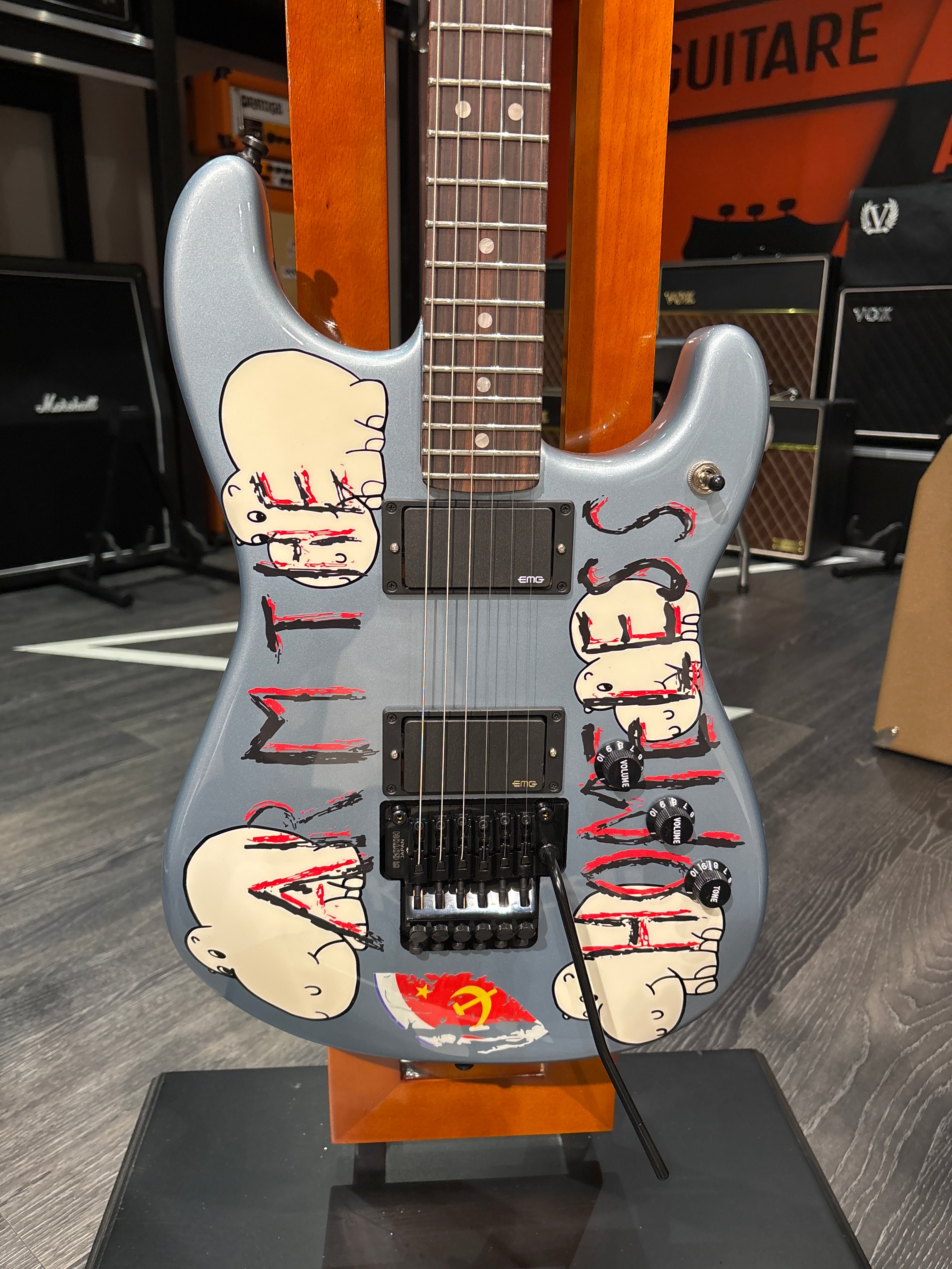 La guitare « Arm the Homeless » de Tom Morello signature