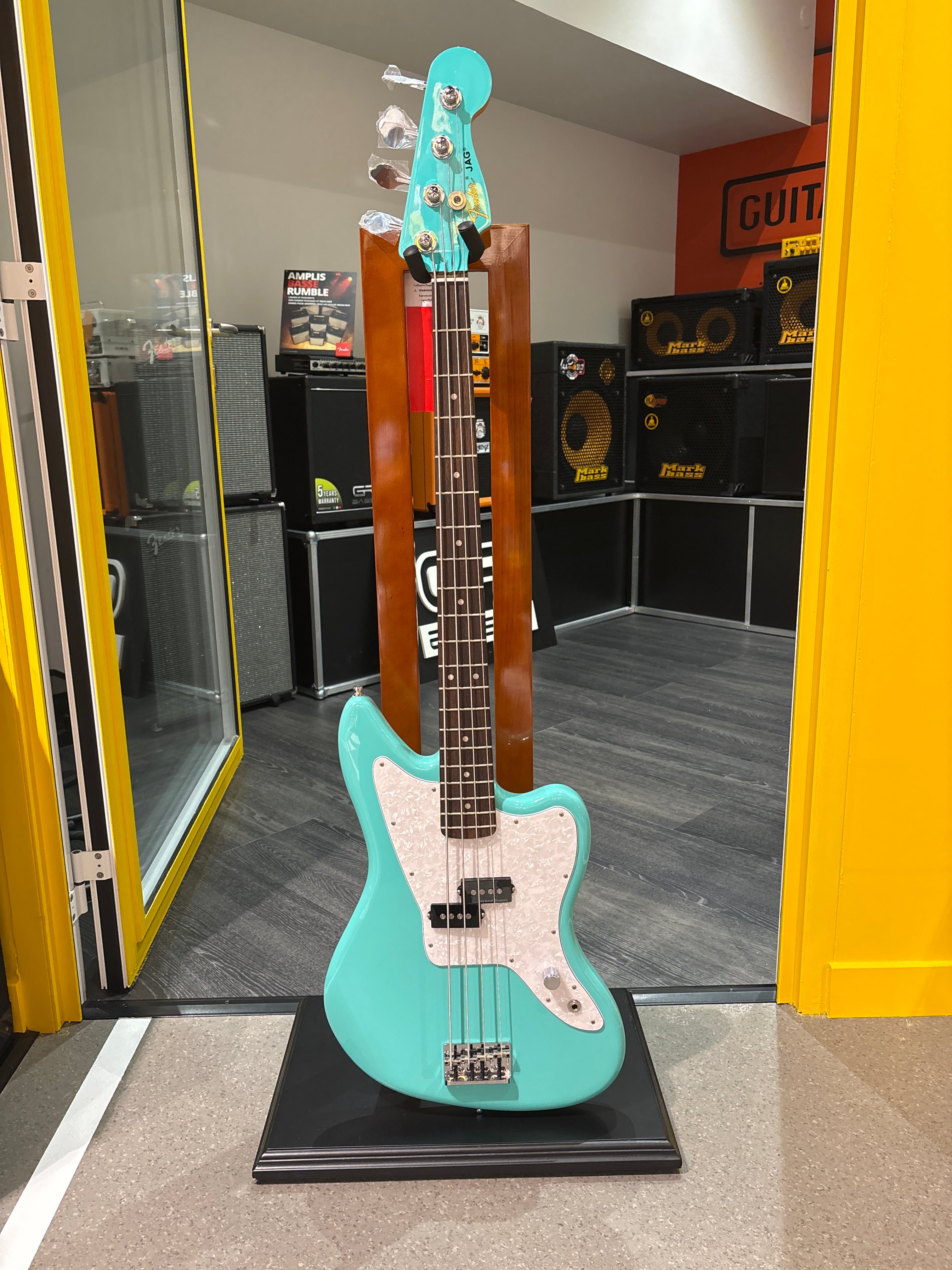Fender Mark Hoppus Jaguar Bass
