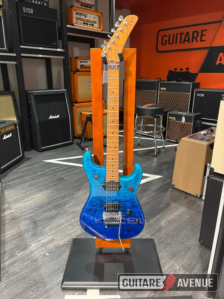 EVH 5150 Deluxe QM Baked Maple Pacific Drift - Guitare électrique