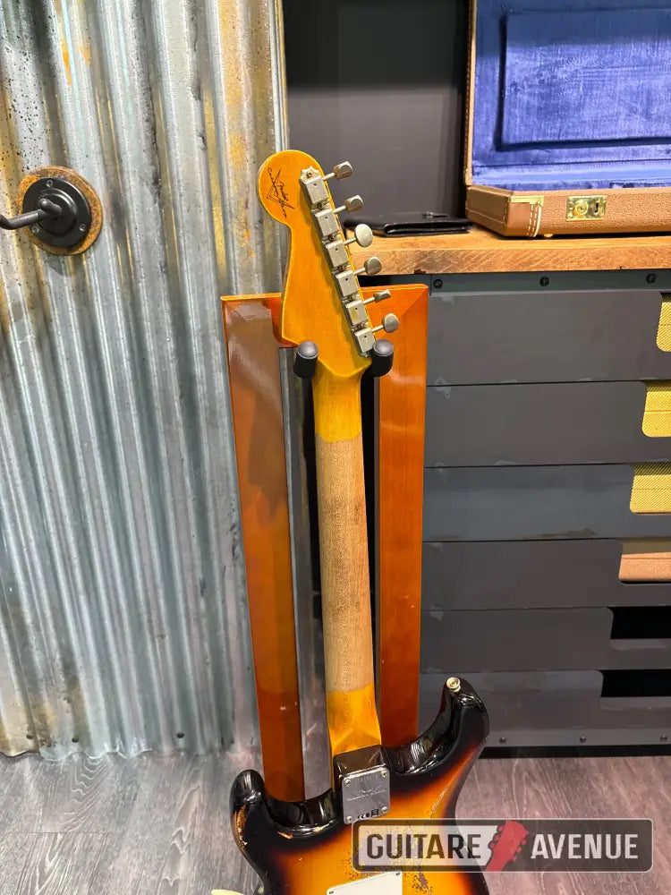 Fender Custom Shop 61 Stratocaster Heavy Relic Sfa3Tsb