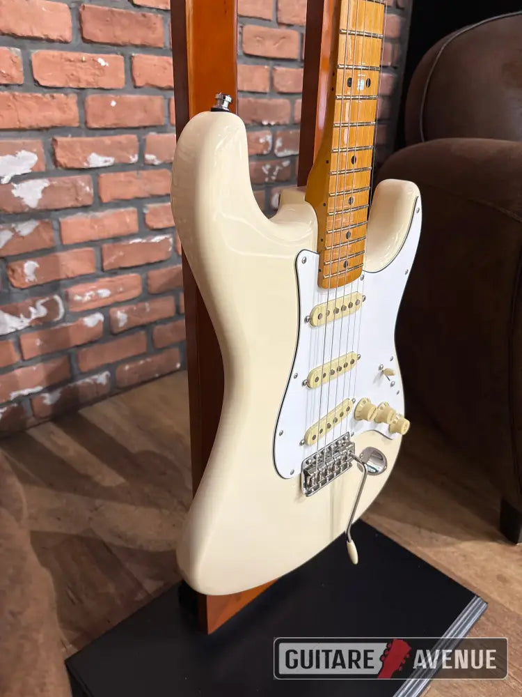 Fender Jimi Hendrix Stratocaster OWT - Occasion - Guitare électrique