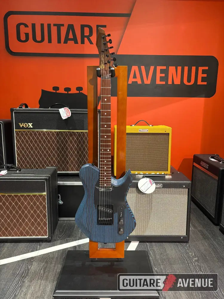 Flamel Guitars Cyanure Standard Guitare électrique