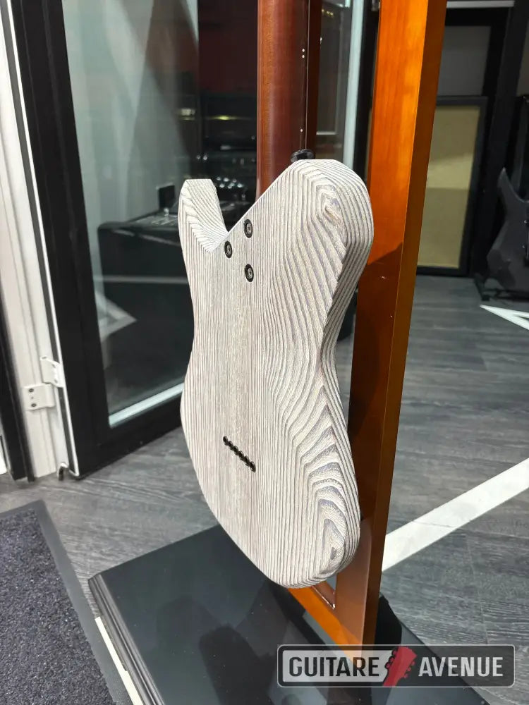 Flamel Guitars Cyanure Standard - Guitare électrique