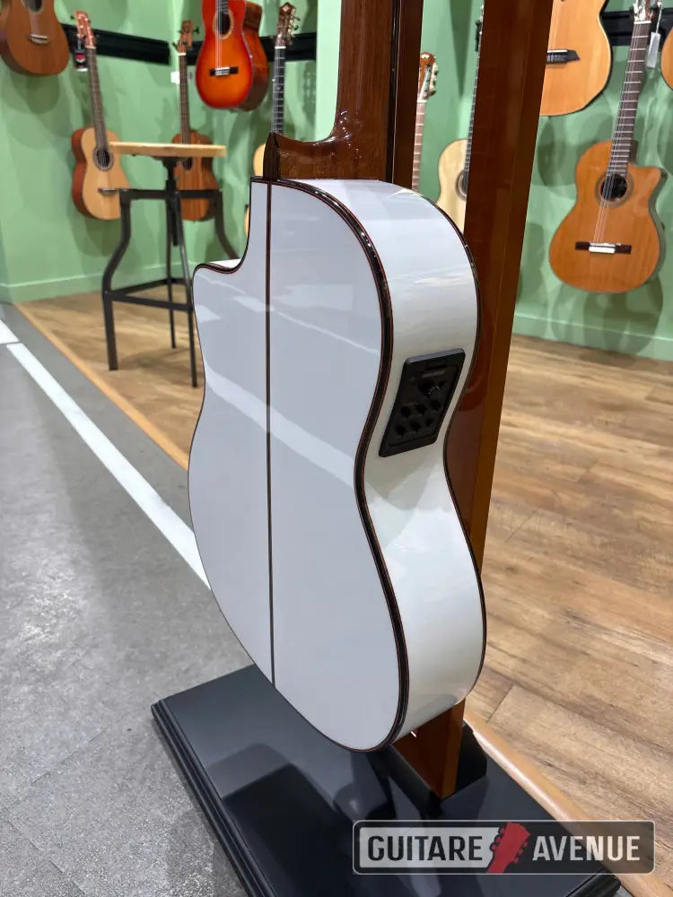 Martinez Kema series White MP - Guitare Classique