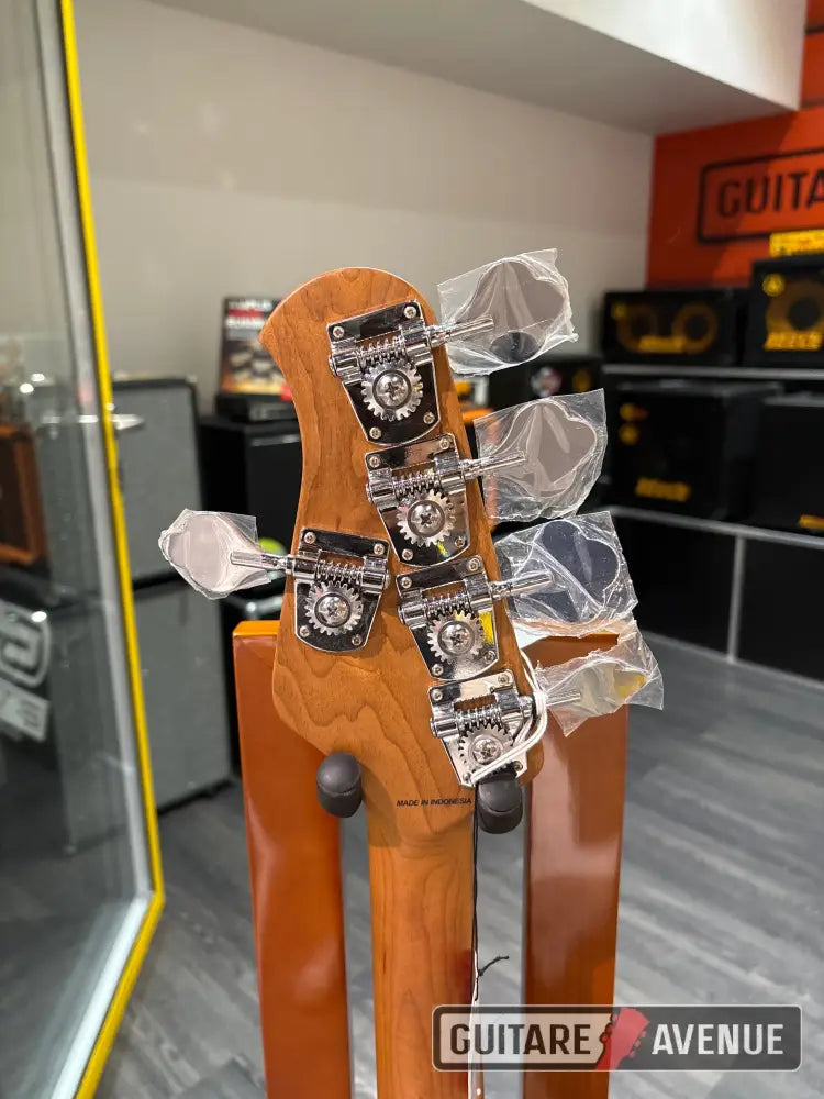 Sterling by Music Man Ray 35 SM 3TS Basses