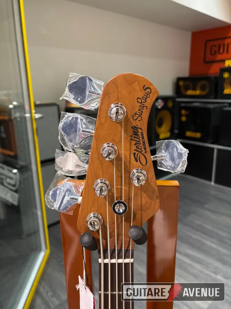 Sterling by Music Man Ray 35 SM 3TS Basses