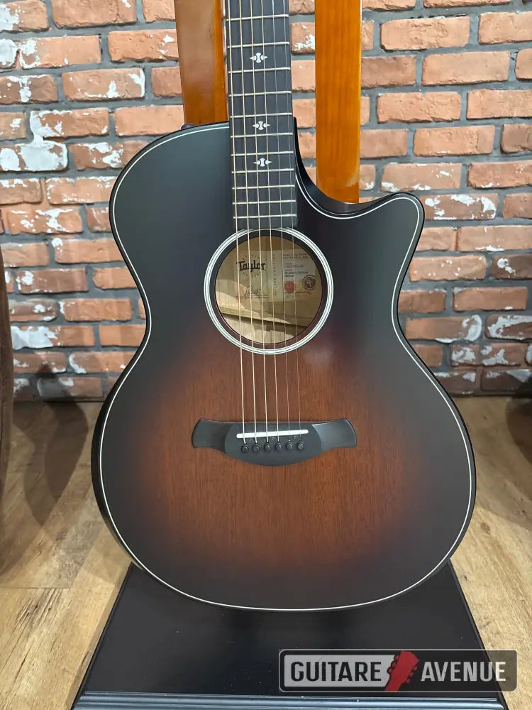 Taylor 324CE builders edition - Occasion - Guitare électro-acoustique