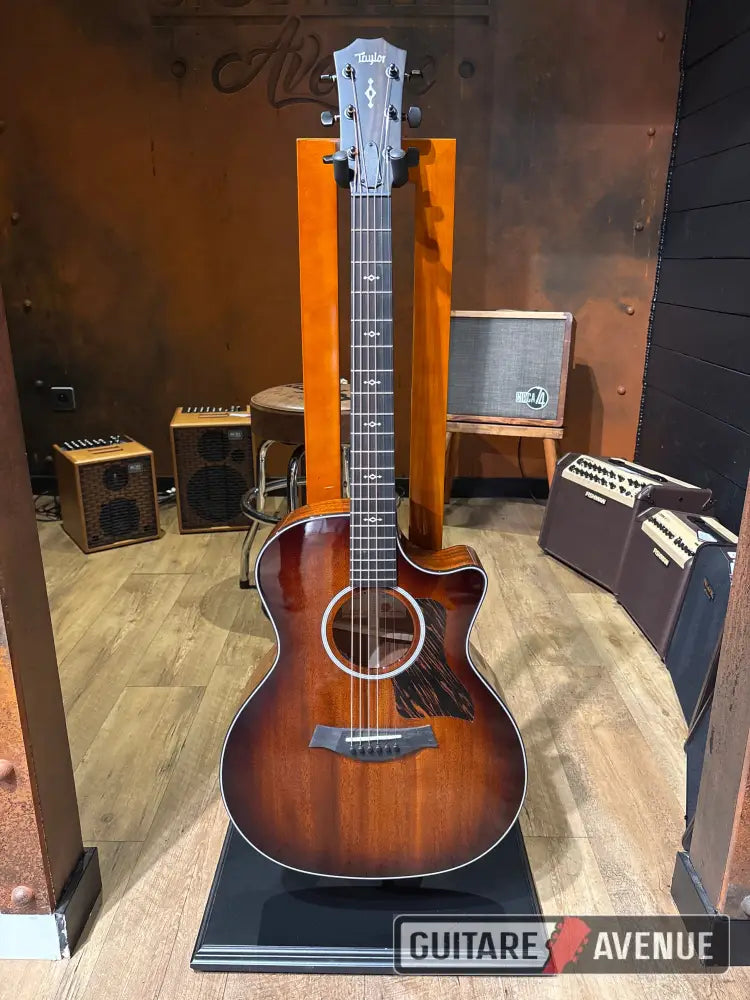 Taylor 324CE Next Gen. 2026 Guitare acoustique