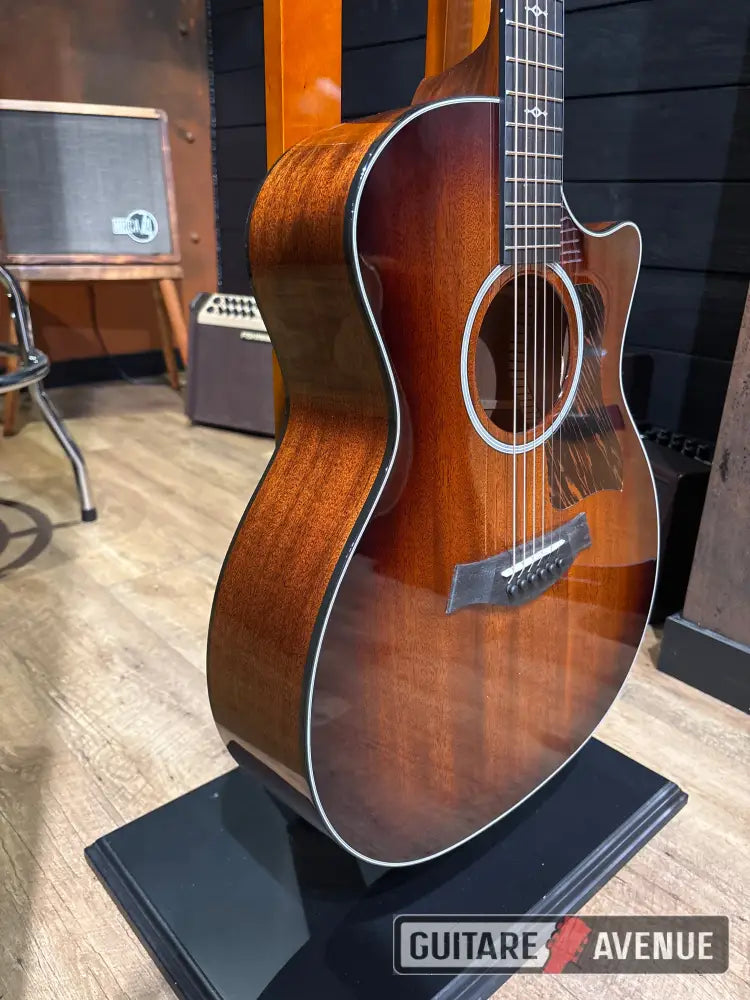 Taylor 324CE Next Gen. 2026 Guitare acoustique