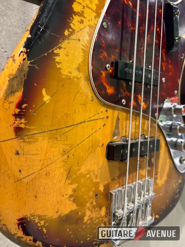 Fender American Jazz Bass 1968 3Ts - Occasion Basses