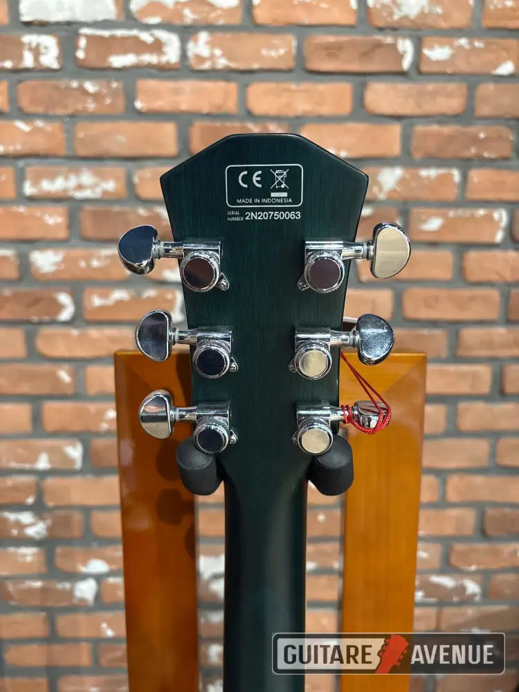 Sire Larry Carlton L7 Guitare électrique